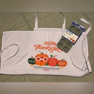 Thanksgiving Apron with Pumpkin Design & Silicone pumpkin ice cube tray